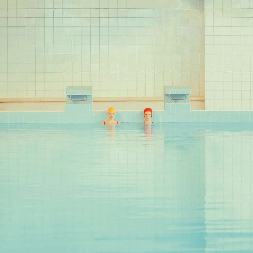 Swimming Pool Maria Savarbova 洋書 Swimming Pool Maria Savarbova 洋書 Swimming Pool / Maria